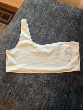 Asymmetric One-Shoulder bathing suit top. Cream. Good American. Size XXL